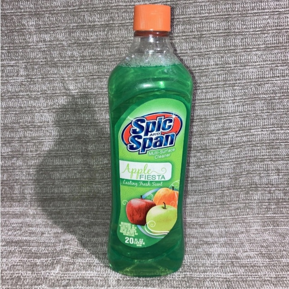 1 Spic And Span Apple Fiesta  Scent Liquid All Purpose Cleaner 20oz Full New ￼